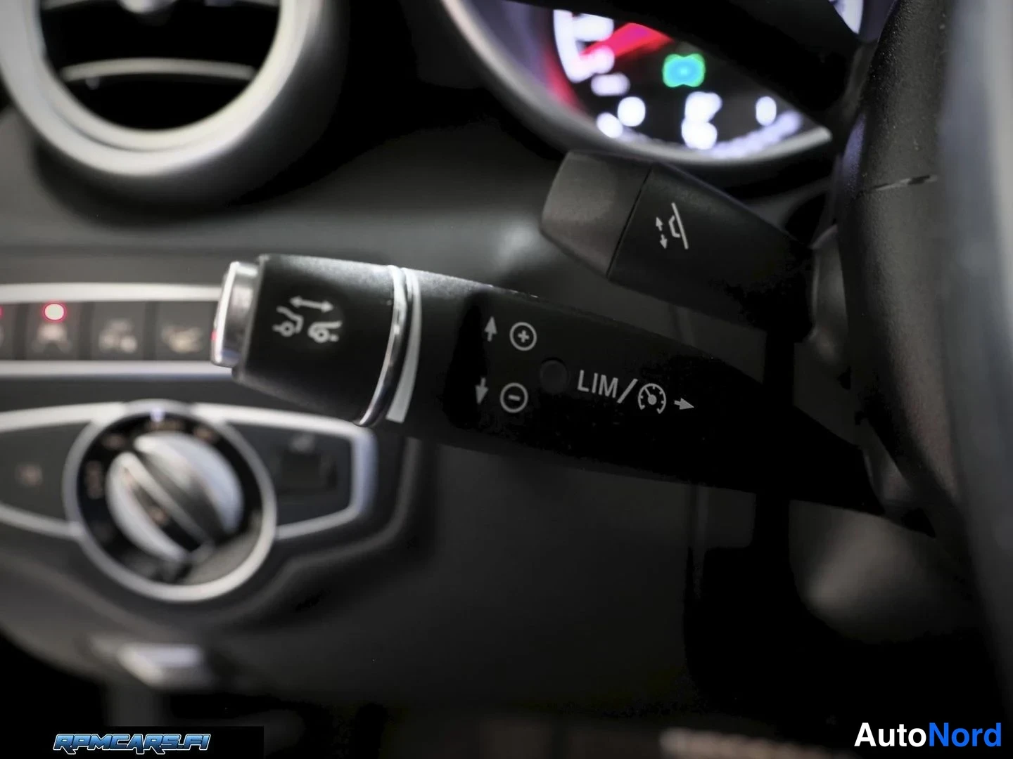 Musta Mercedes-Benz C 43 AMG 2017, kuva 53