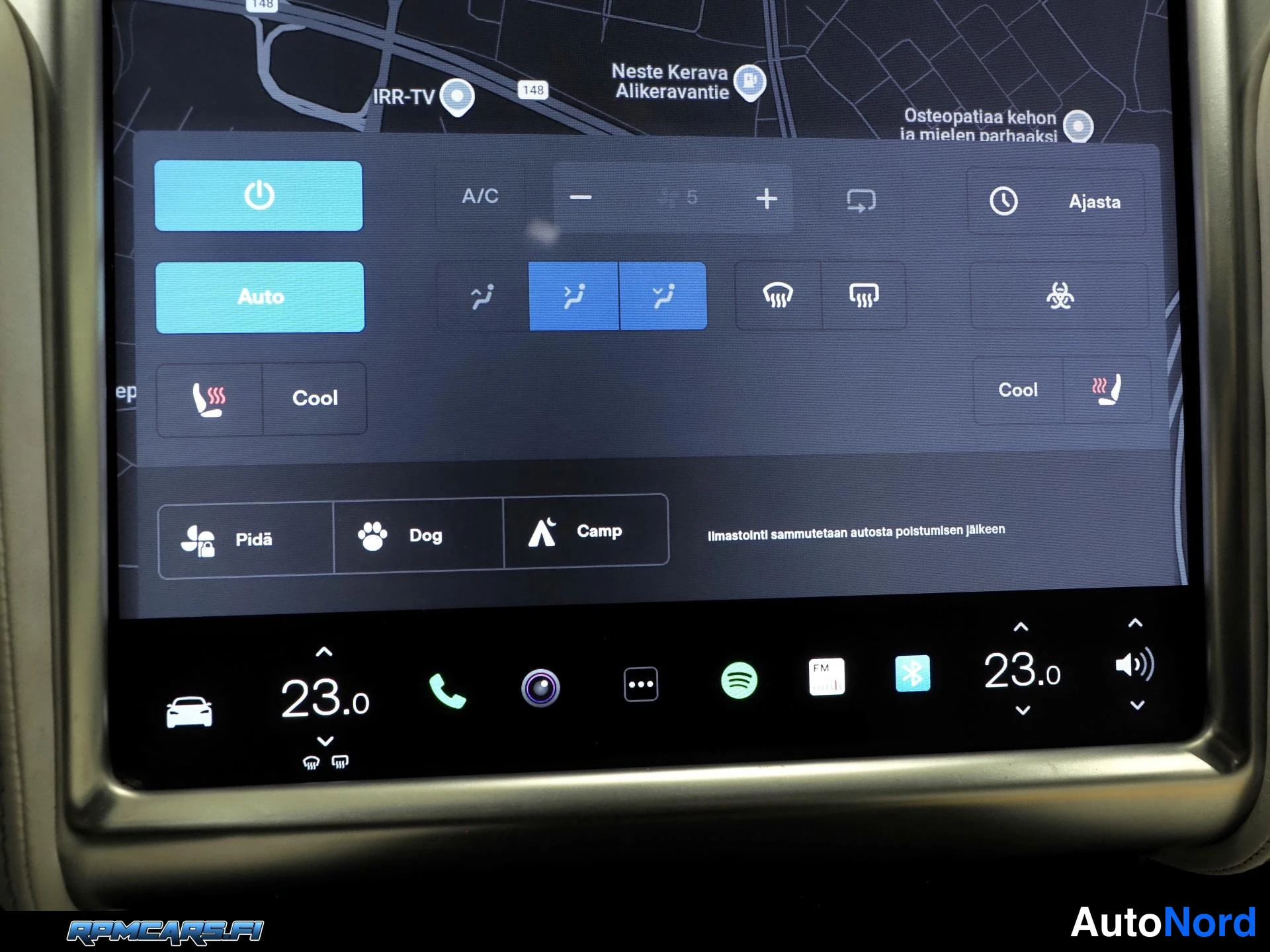 Valkoinen Tesla Model S 2017, kuva 44