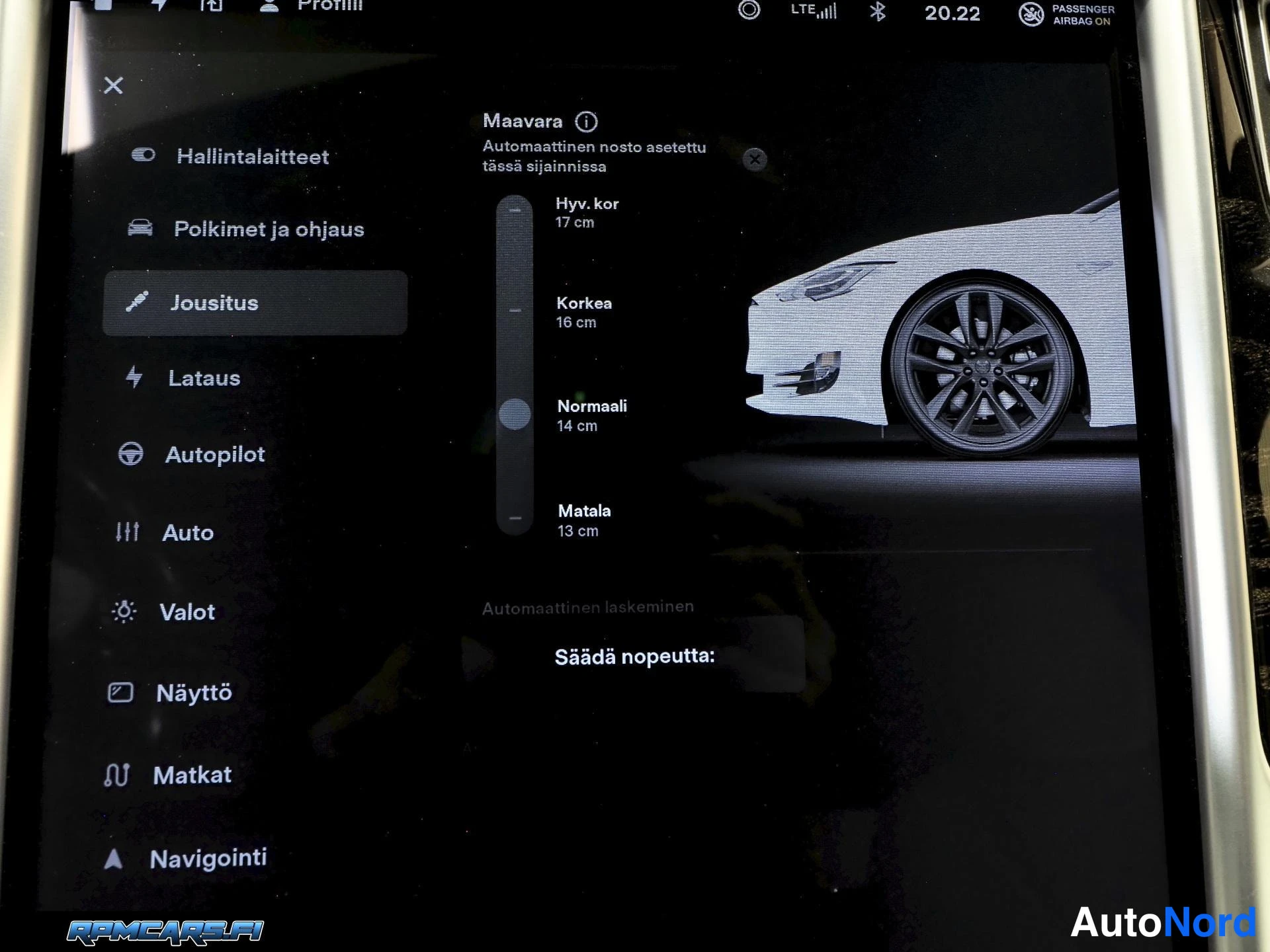 Valkoinen Tesla Model S 2017, kuva 70
