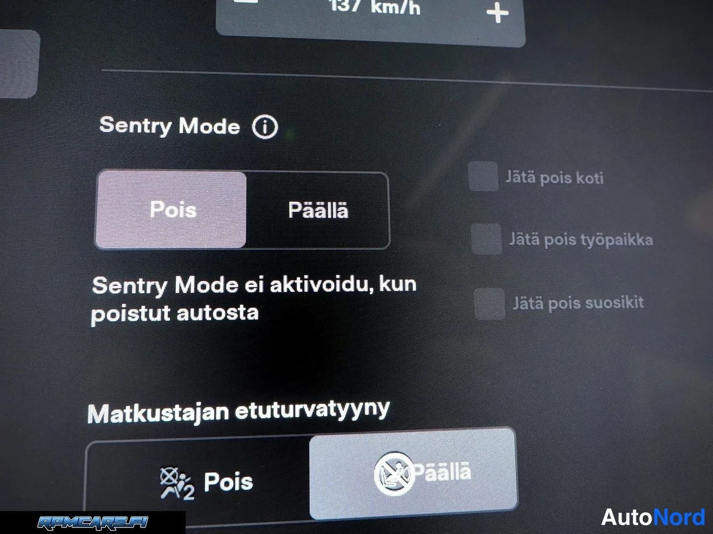 Valkoinen Tesla Model S 2017, kuva 64