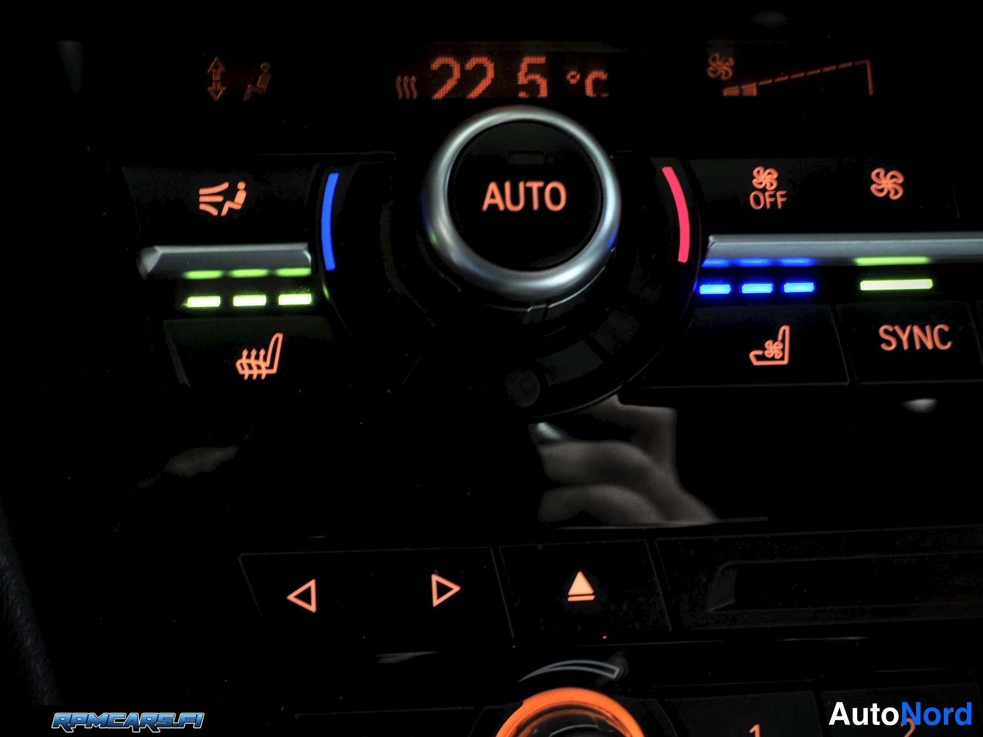 Valkoinen BMW X5 2014, kuva 61