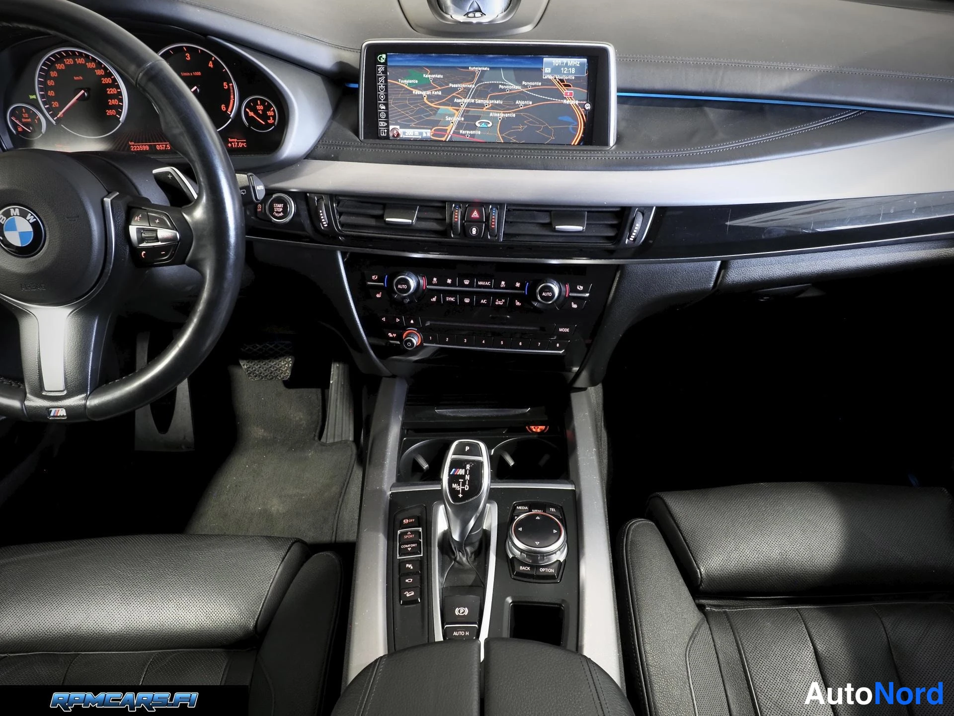 Valkoinen BMW X5 2014, kuva 64