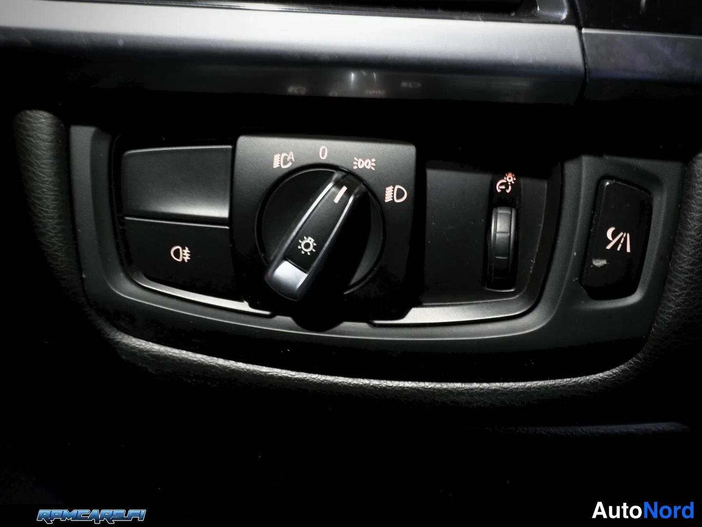 Valkoinen BMW X5 2014, kuva 55