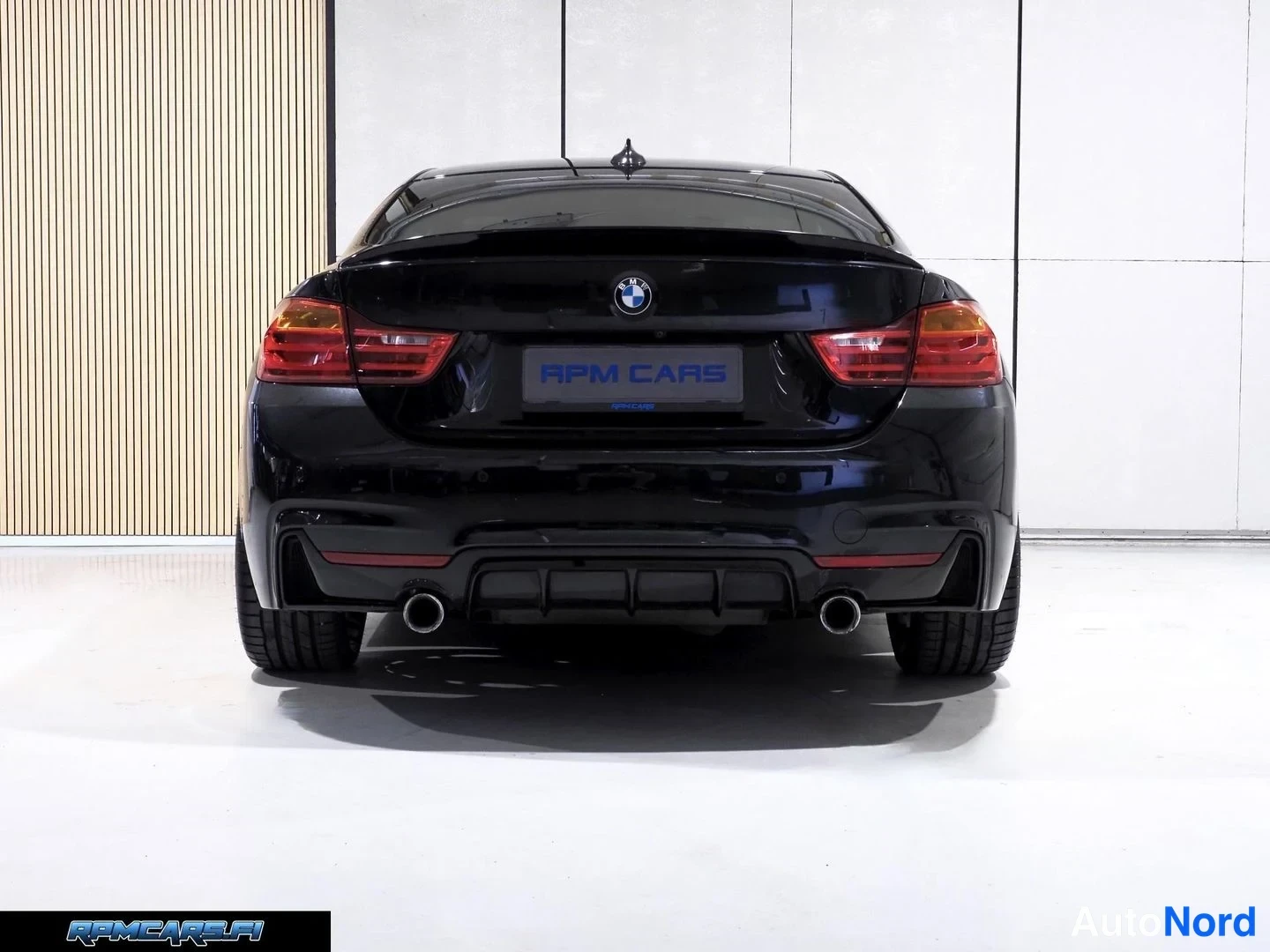 Musta BMW 435i 2014, takaa, kuva 12