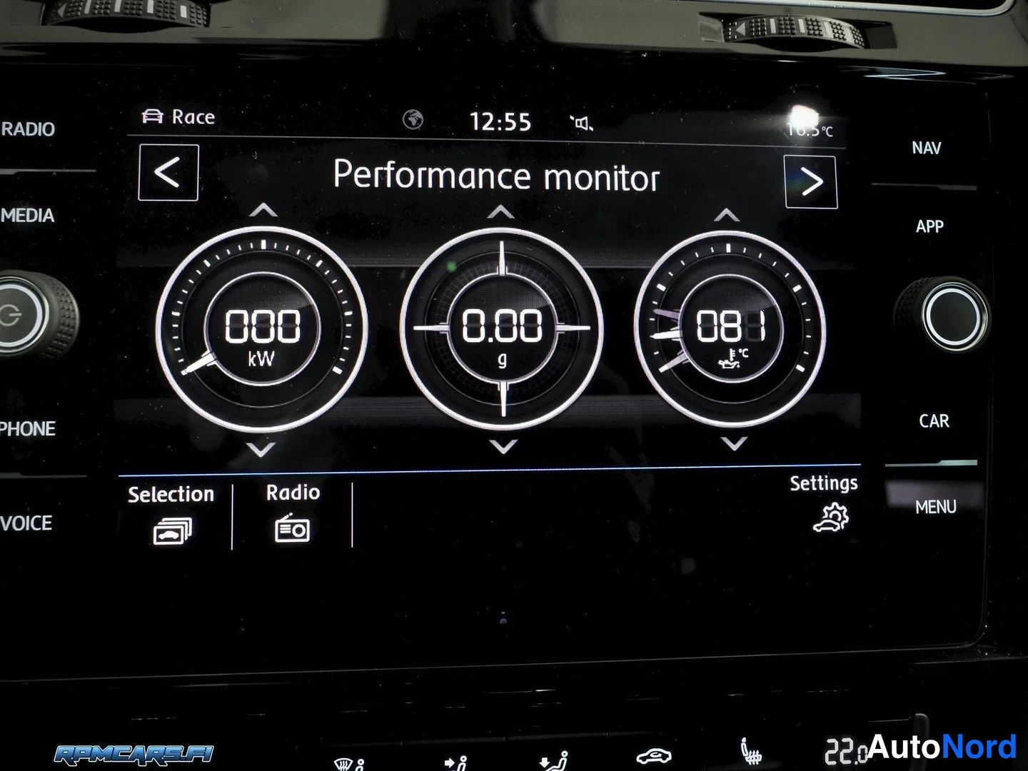 Valkoinen Volkswagen Golf 2018, kuva 57
