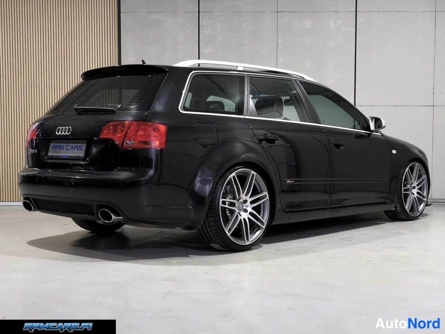 Musta Audi RS4 2007, takaviisto, kuva 24
