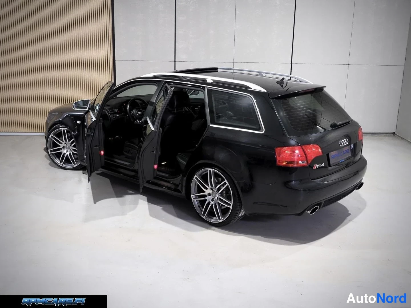 Musta Audi RS4 2007, takaviisto, kuva 22