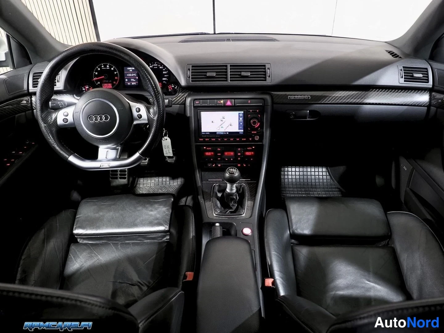 Musta Audi RS4 2007, kuva 48