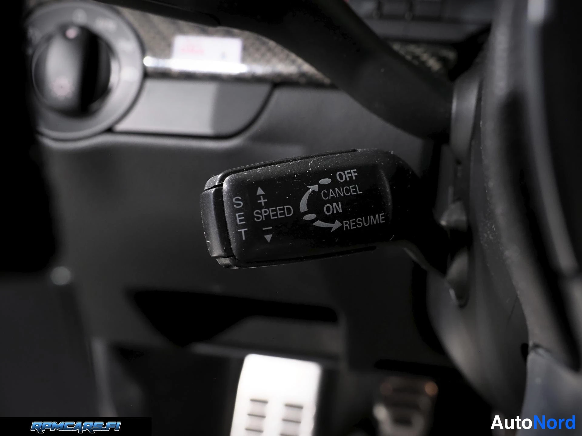 Musta Audi RS4 2007, sivulta, kuva 18
