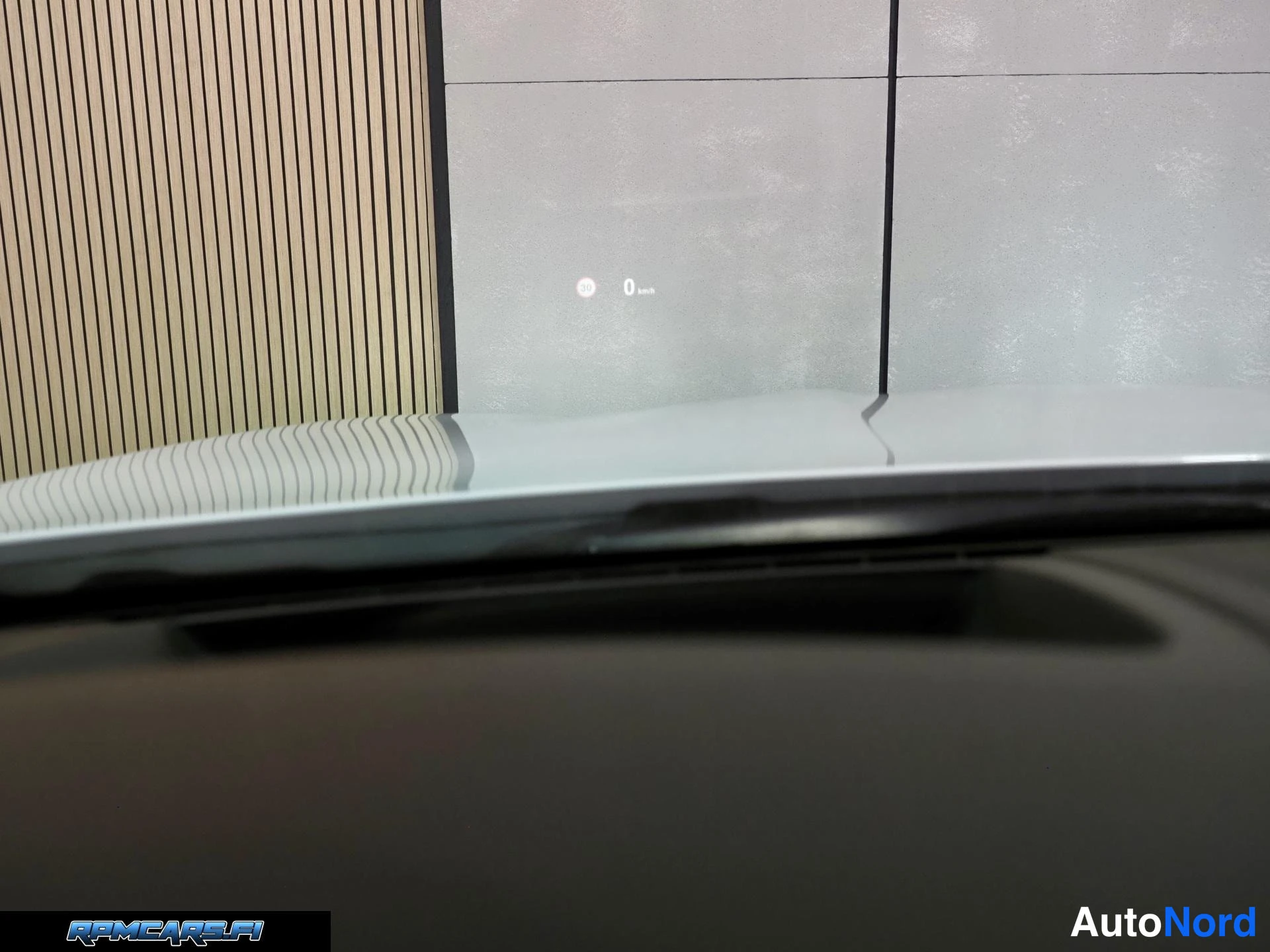 Valkoinen BMW M550d 2016, kuva 68