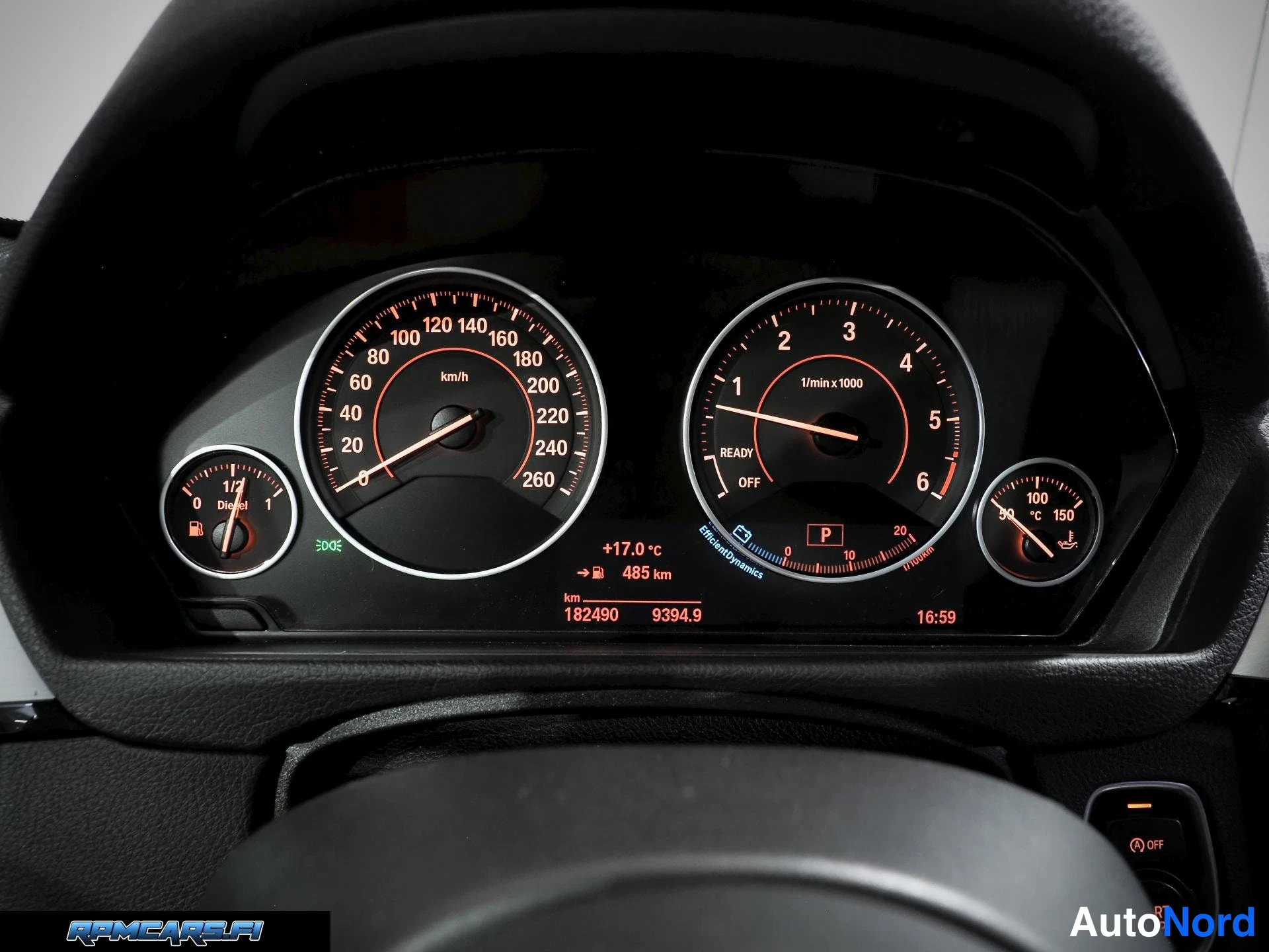 Punainen BMW 435d 2015, yksityiskohta, kuva 52
