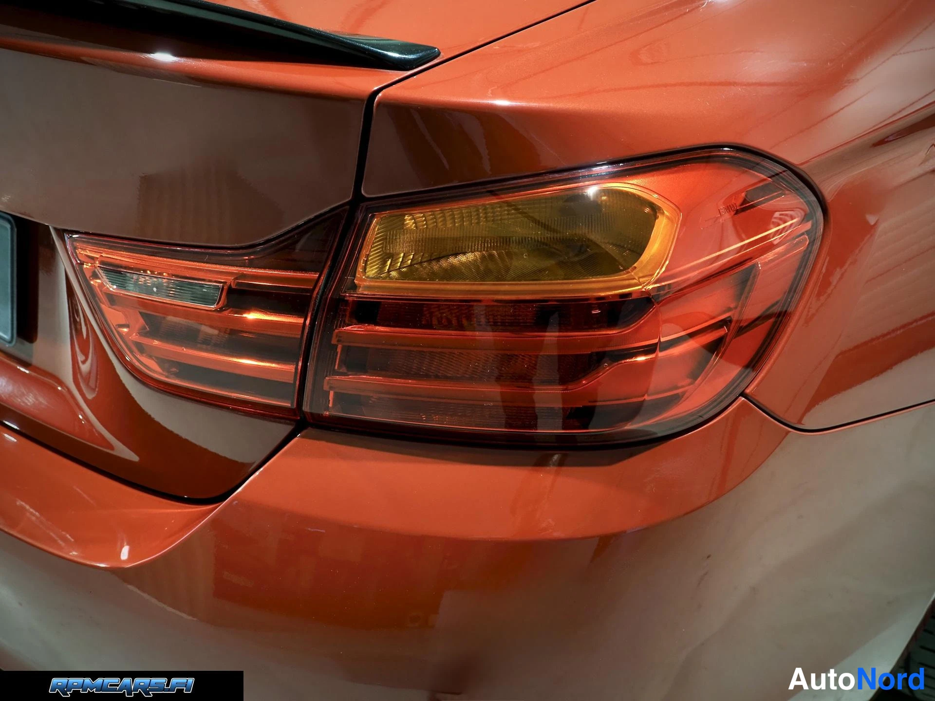 Punainen BMW 435d 2015, takaa, kuva 41