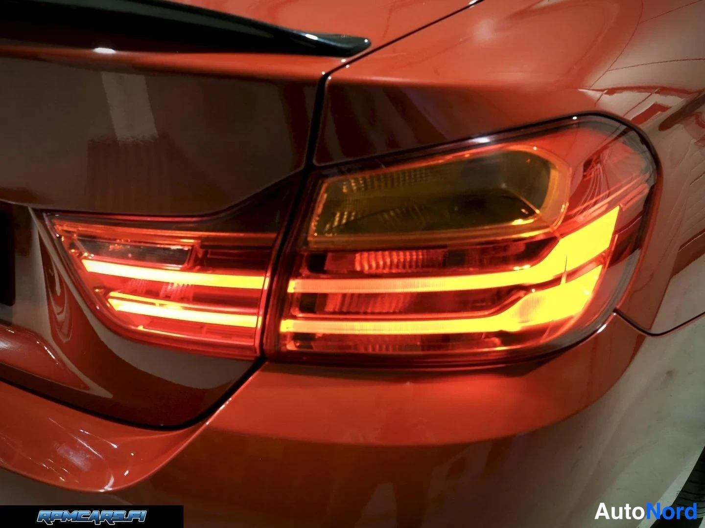 Punainen BMW 435d 2015, takaa, kuva 44