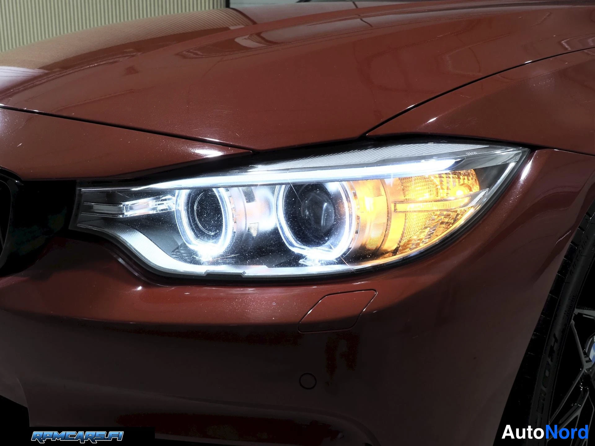 Punainen BMW 435d 2015, edestä, kuva 17