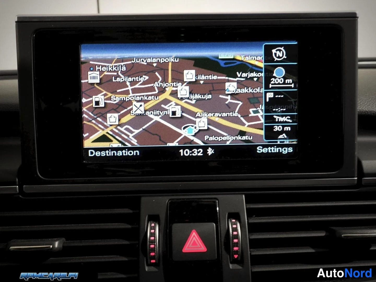 Sininen Audi A6 2016, kuva 40