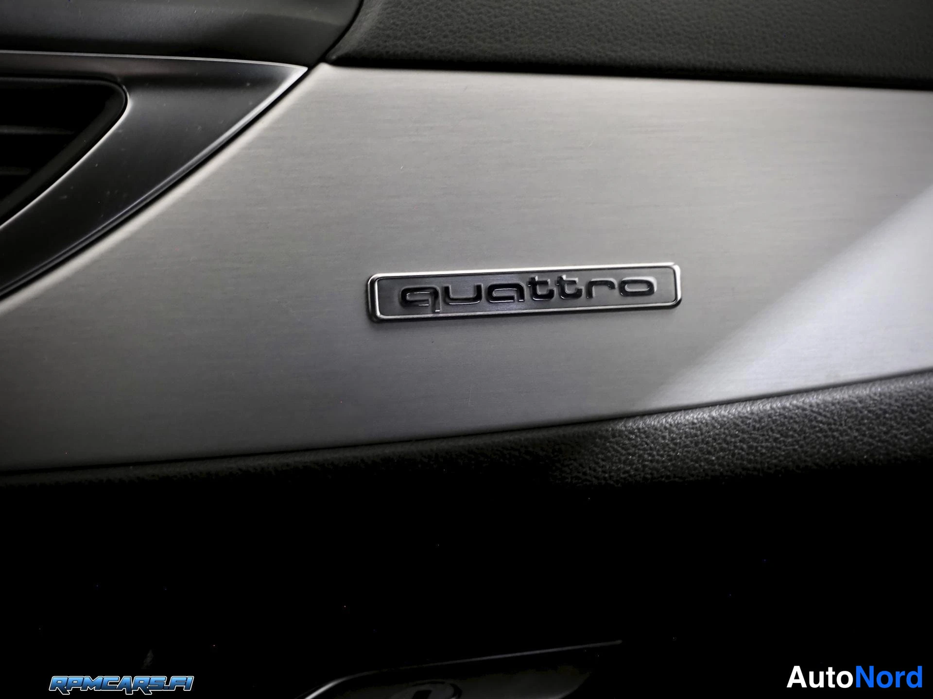 Sininen Audi A6 2016, kuva 66