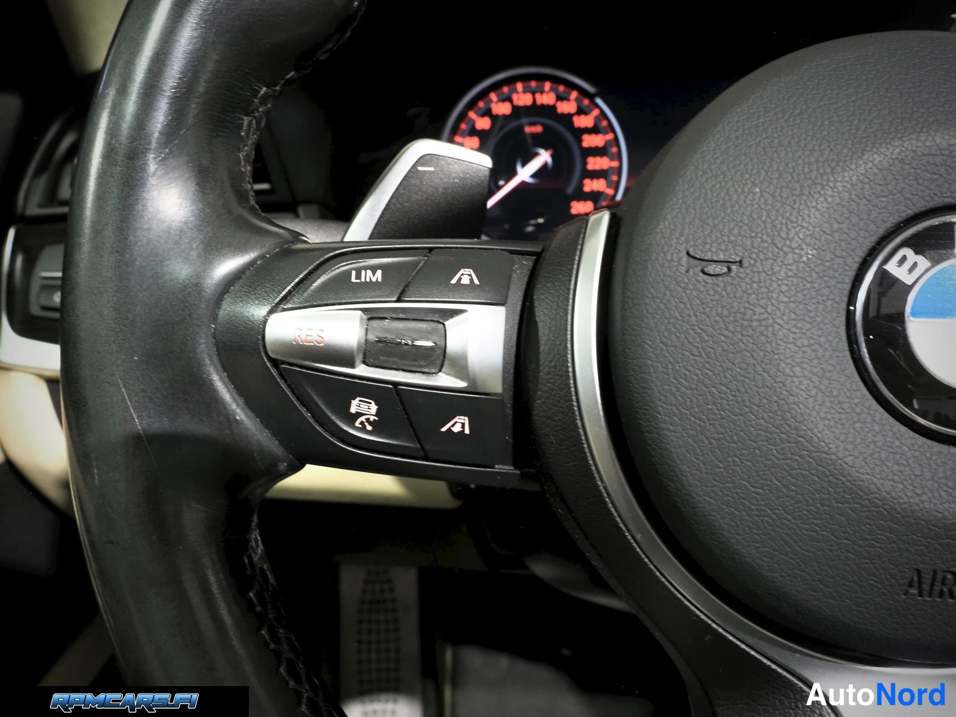 Harmaa BMW M550d 2014, kuva 67