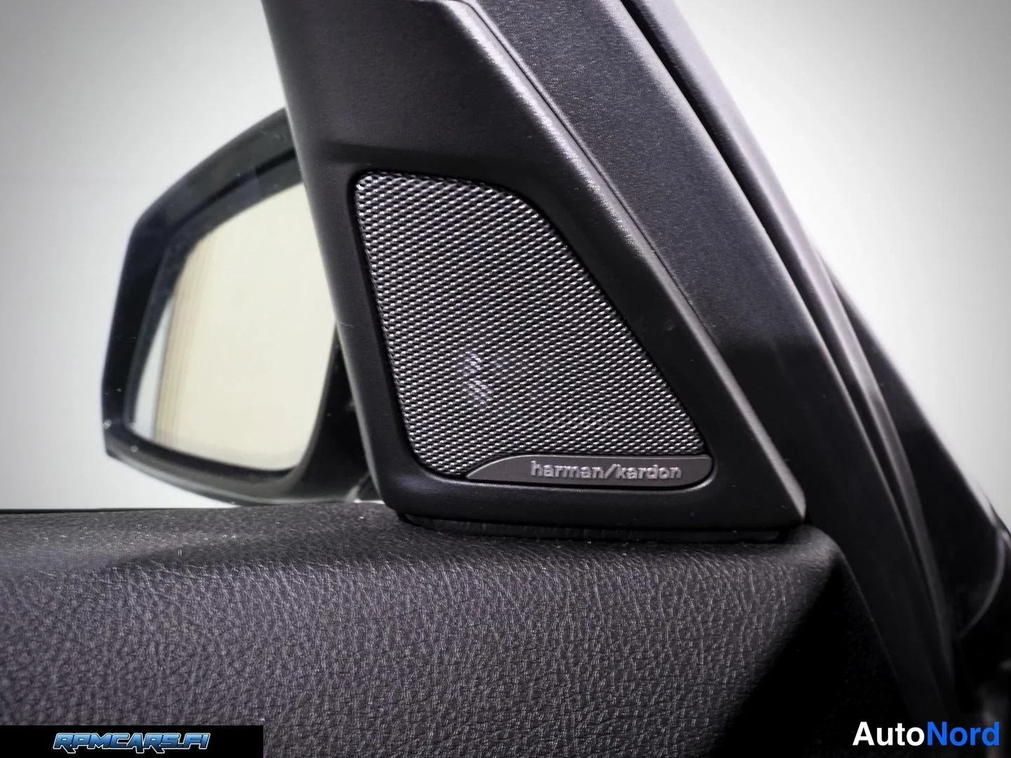 Harmaa BMW M550d 2014, kuva 75