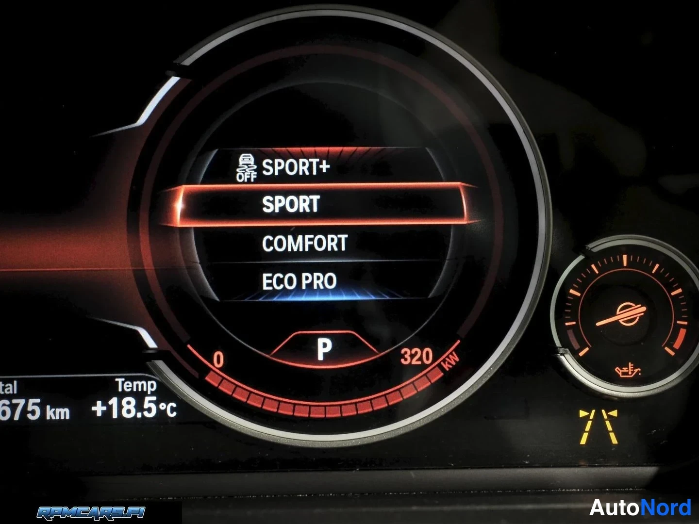 Harmaa BMW M550d 2014, kuva 79