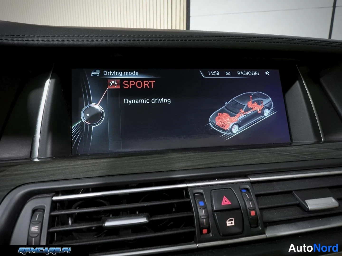 Harmaa BMW M550d 2014, kuva 63
