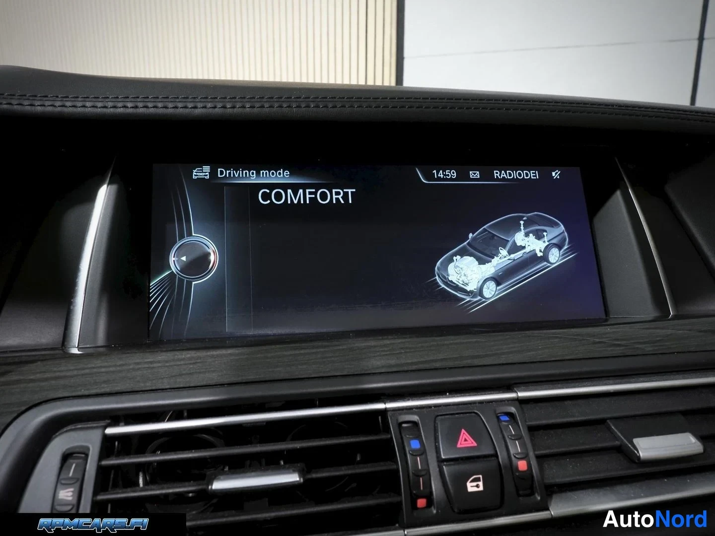 Harmaa BMW M550d 2014, kuva 64