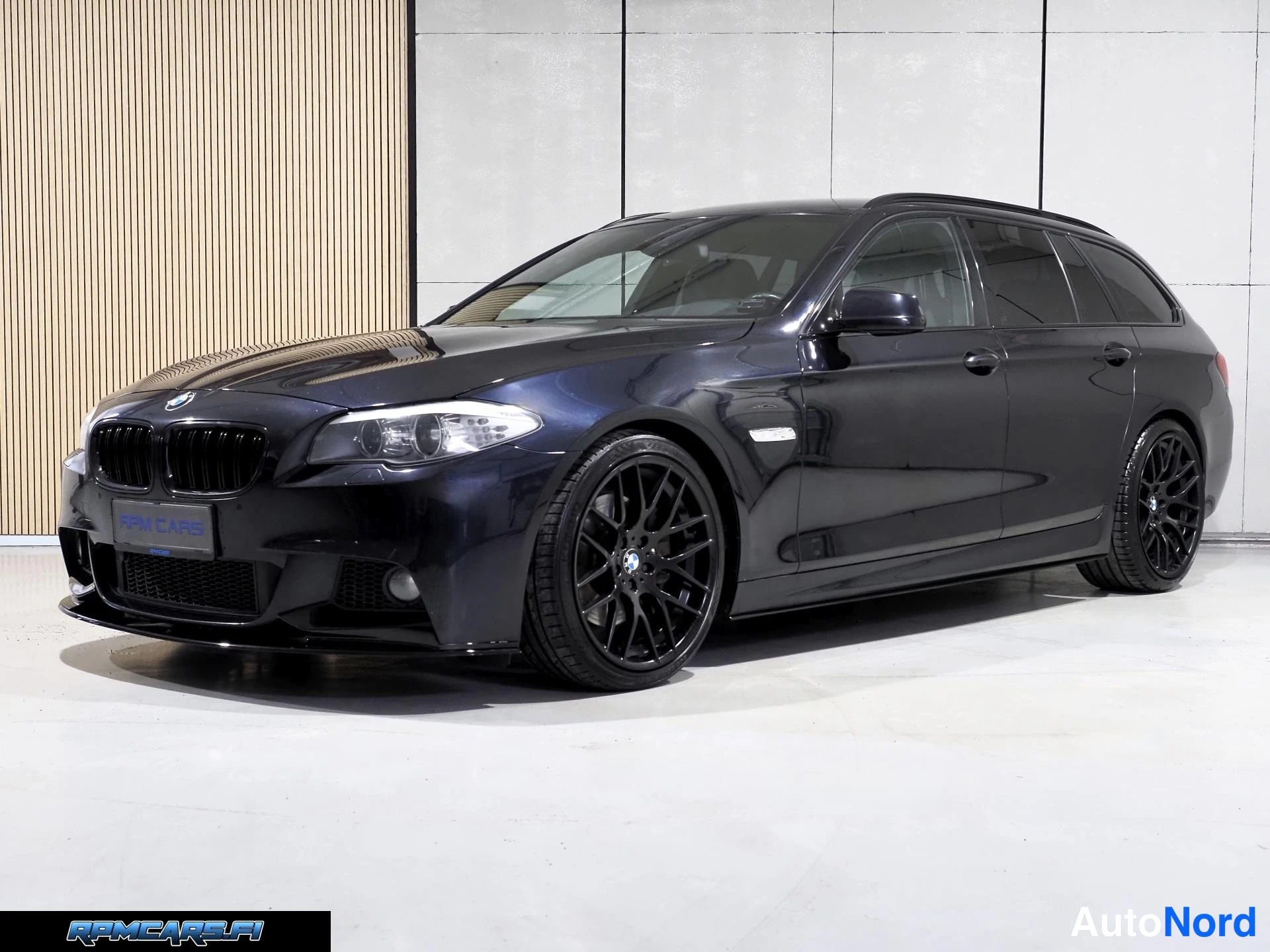 BMW 535i Sport-A Touring F11 M-Sport 2012