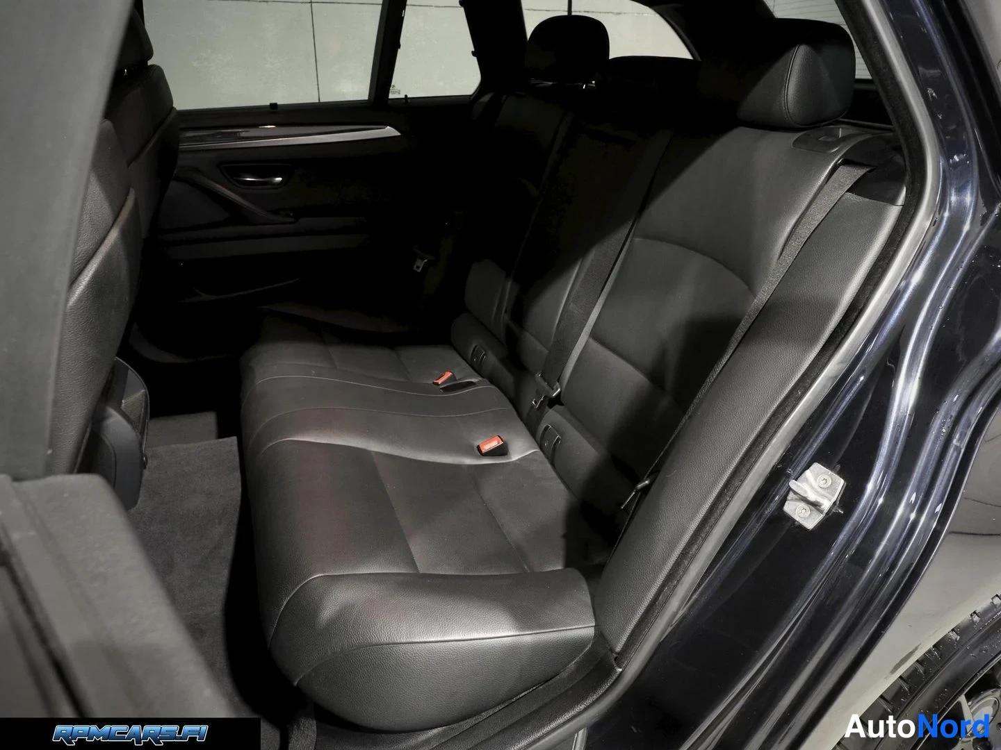 Musta BMW 535i 2012, kuva 77