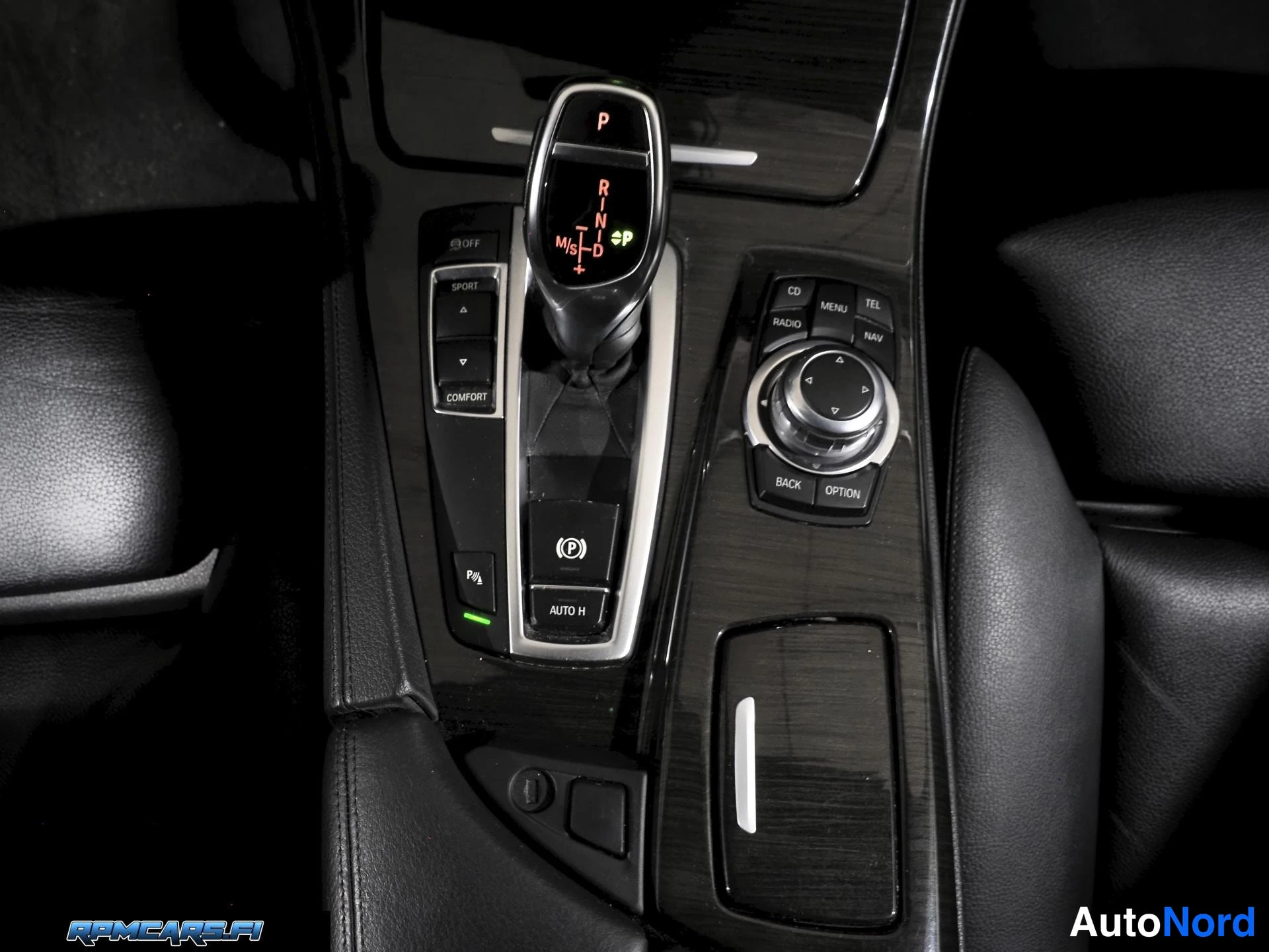 Musta BMW 535i 2012, kuva 54