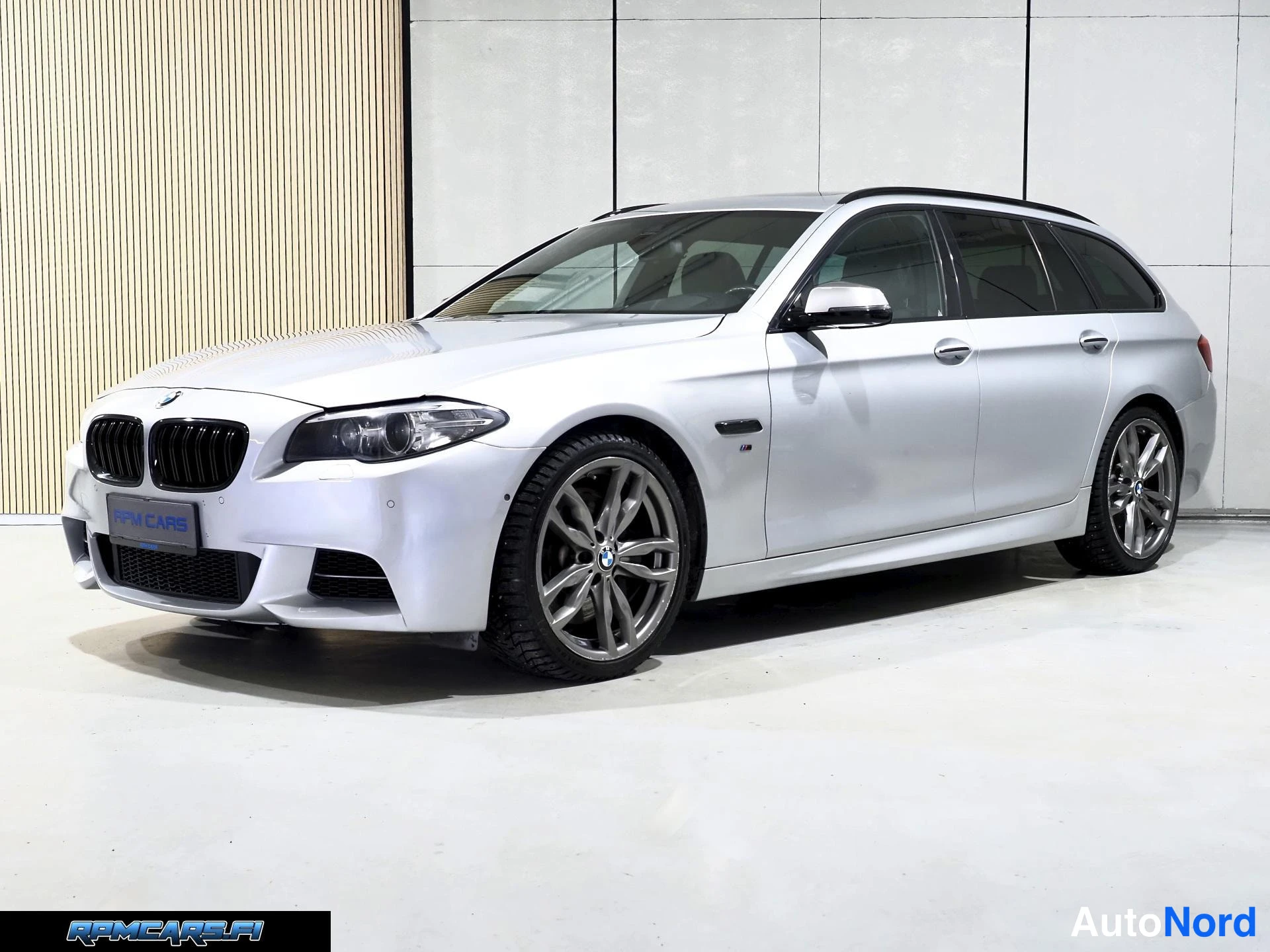 BMW M550d Sport-A xDrive Touring F11 LCI 2015
