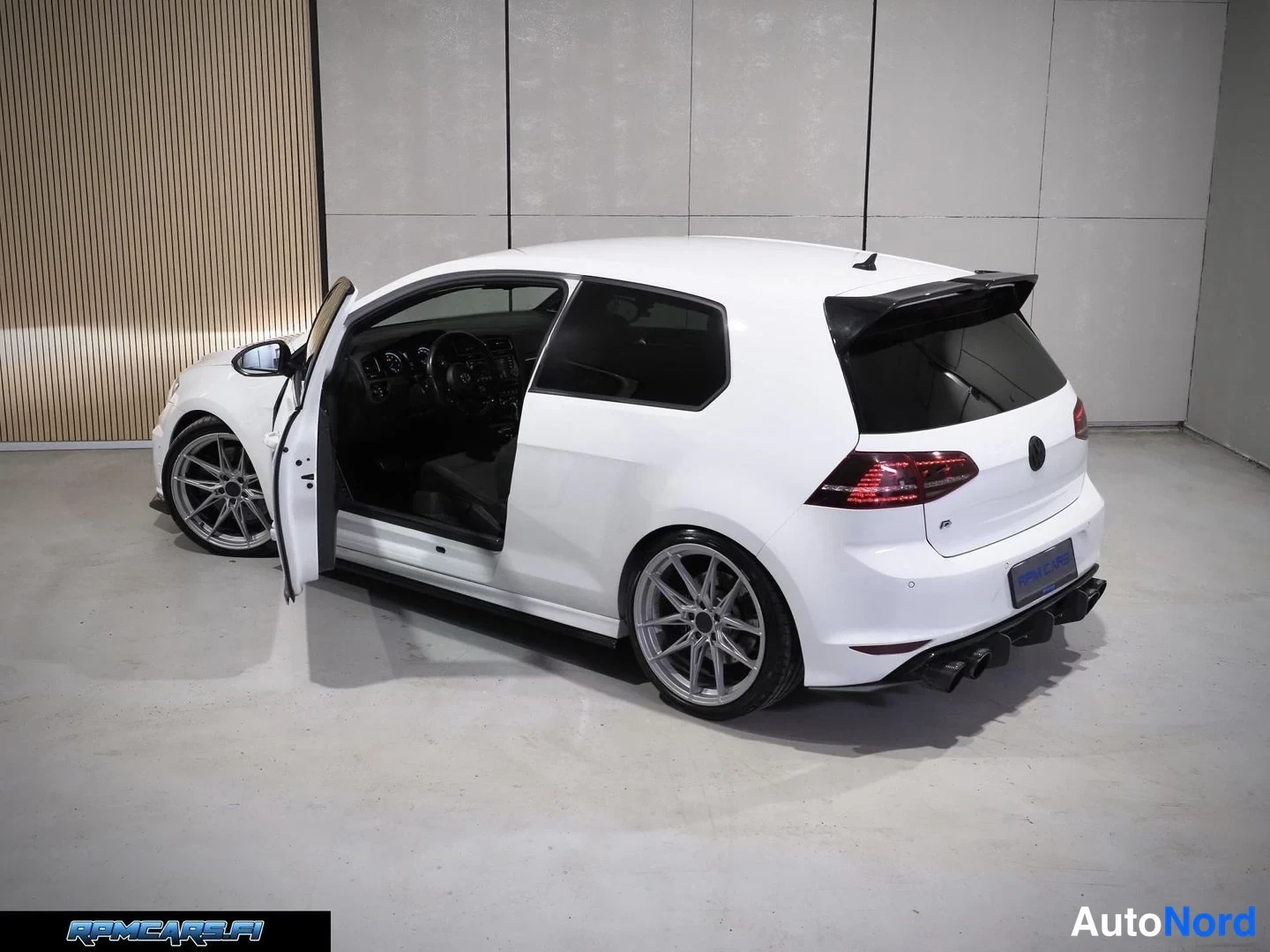 Volkswagen R 2.0 TSI 221kW 4Motion DSG 2015, ulkokuva 10 – Kerava