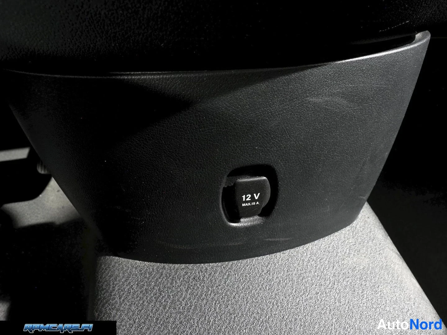 Valkoinen Mercedes-Benz Vito 2015, edestä, kuva 14