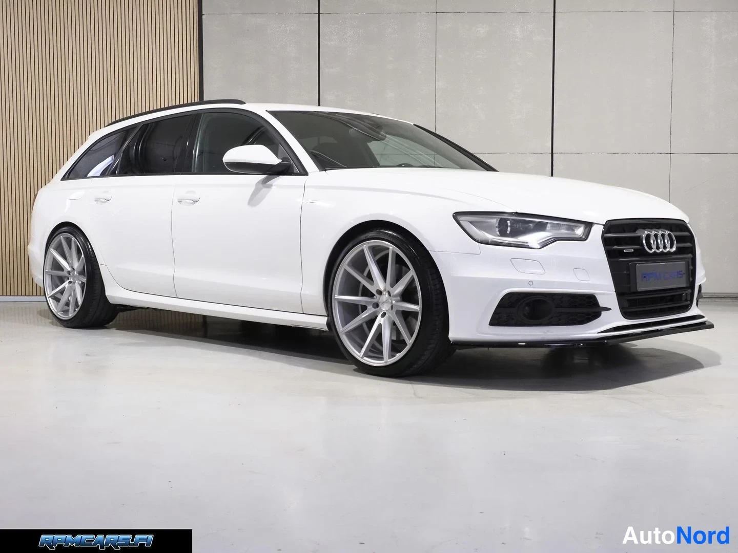 Valkoinen Audi A6 2014, etuviisto, keula oikealle, kuva 5