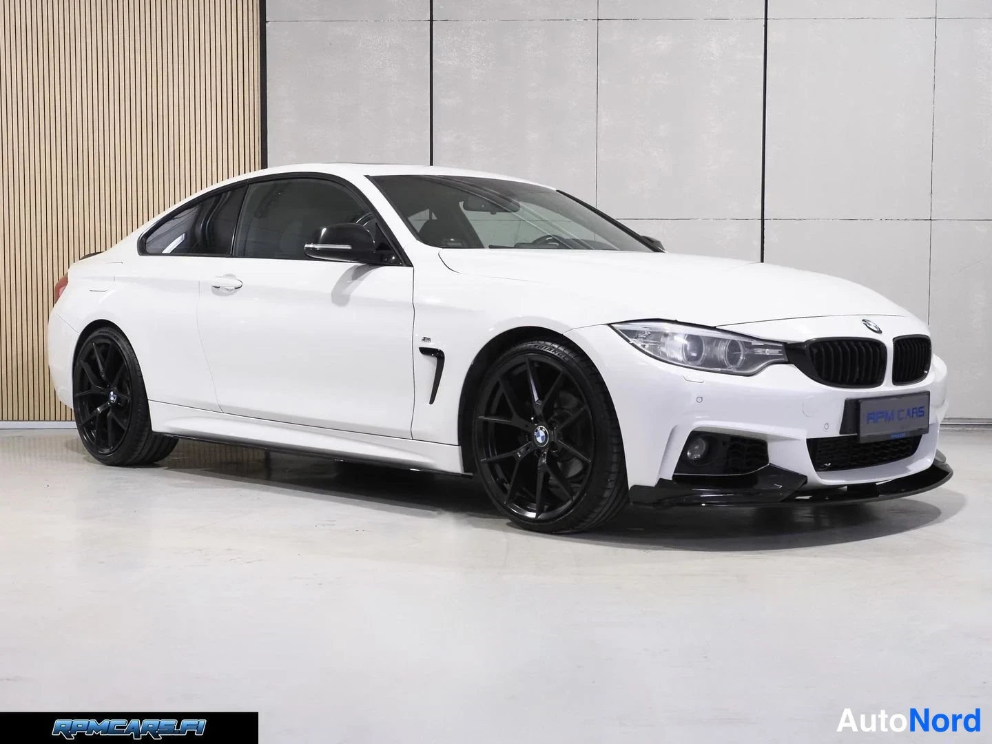 Valkoinen BMW 420i 2014, etuviisto, keula oikealle, kuva 6