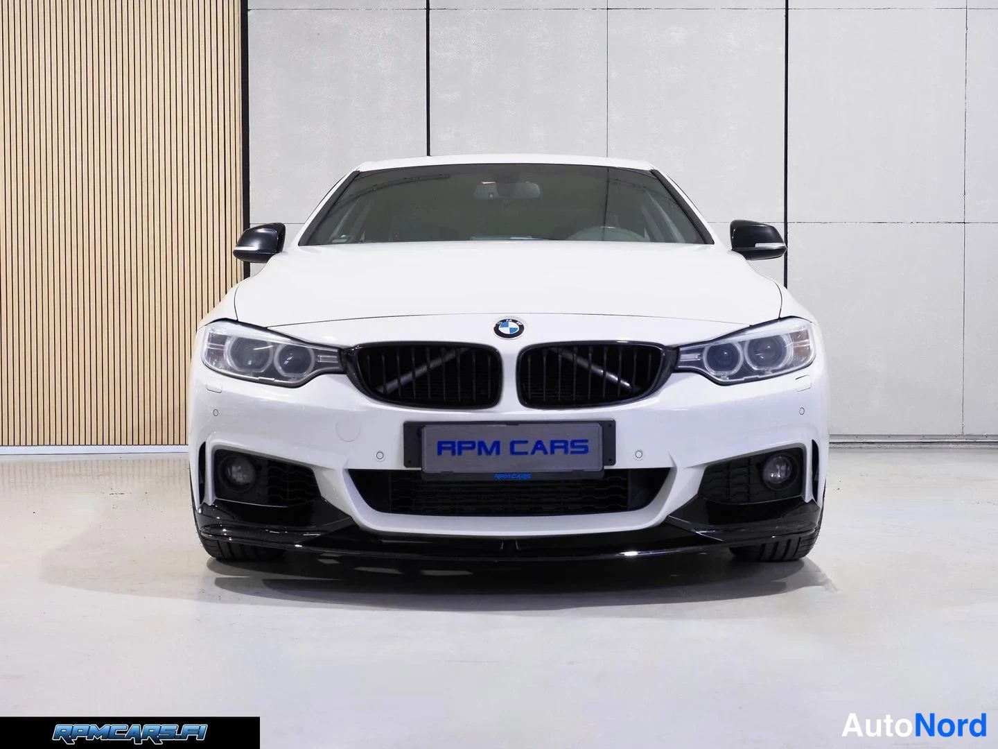 Valkoinen BMW 420i 2014, edestä, kuva 8