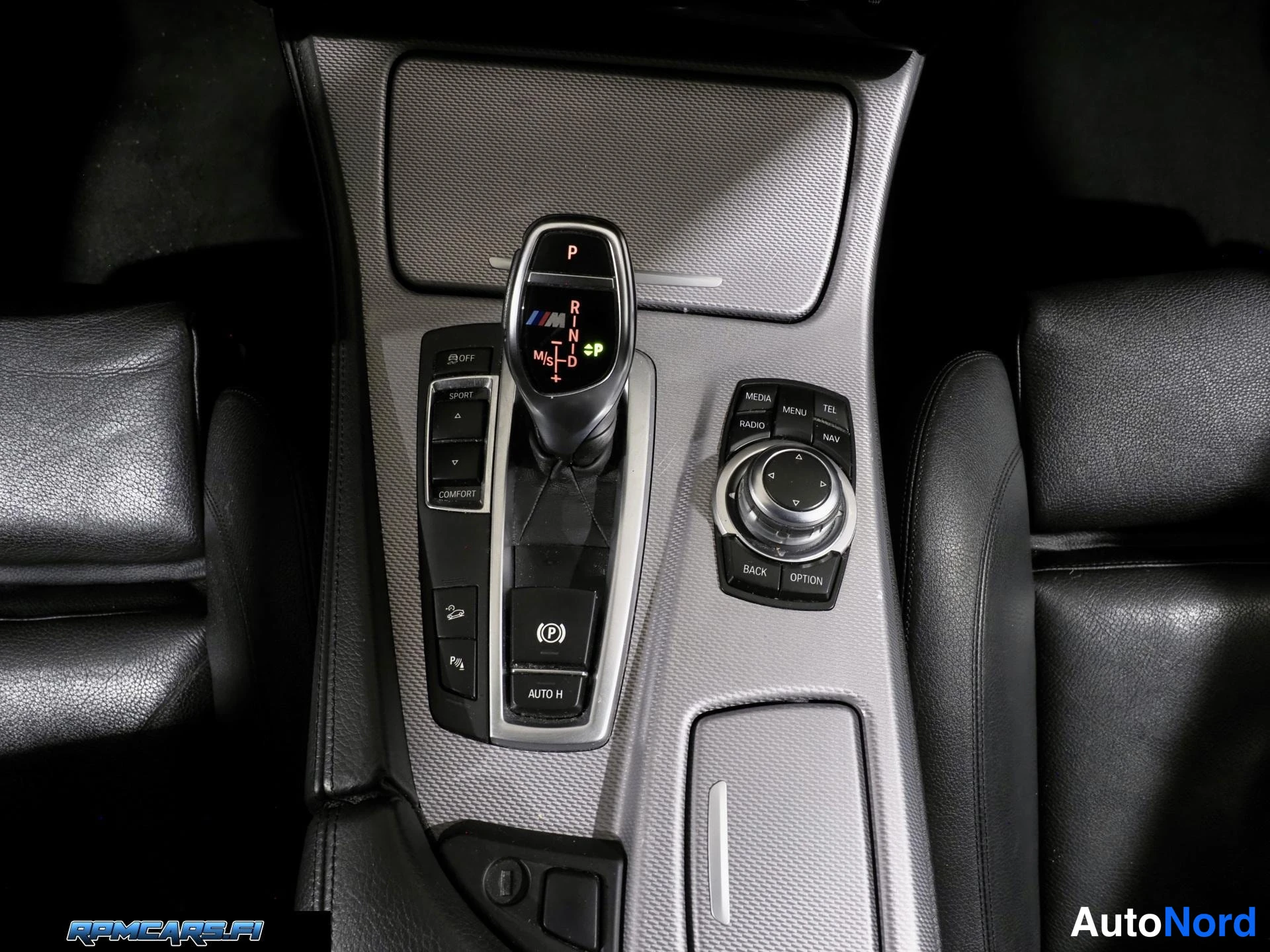 BMW Sport-A xDrive Touring F11 Individual 2013, ulkokuva 22 – Kerava