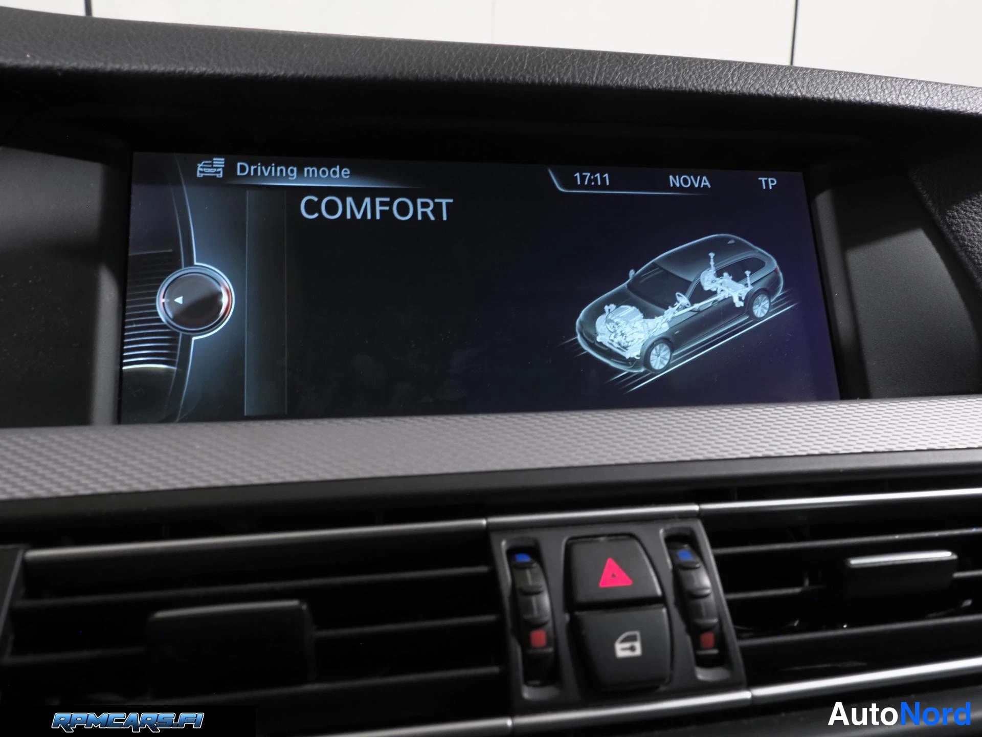 Hopea BMW M550d 2013, kuva 78