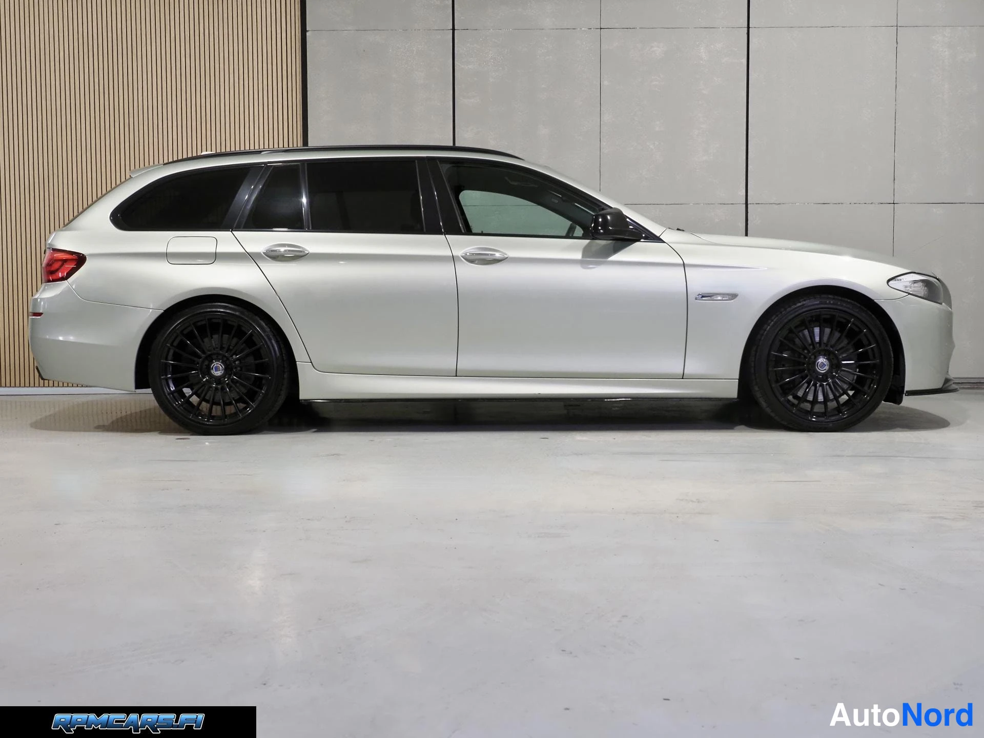 BMW Sport-A xDrive Touring F11 Individual 2013, ulkokuva 6 – Kerava