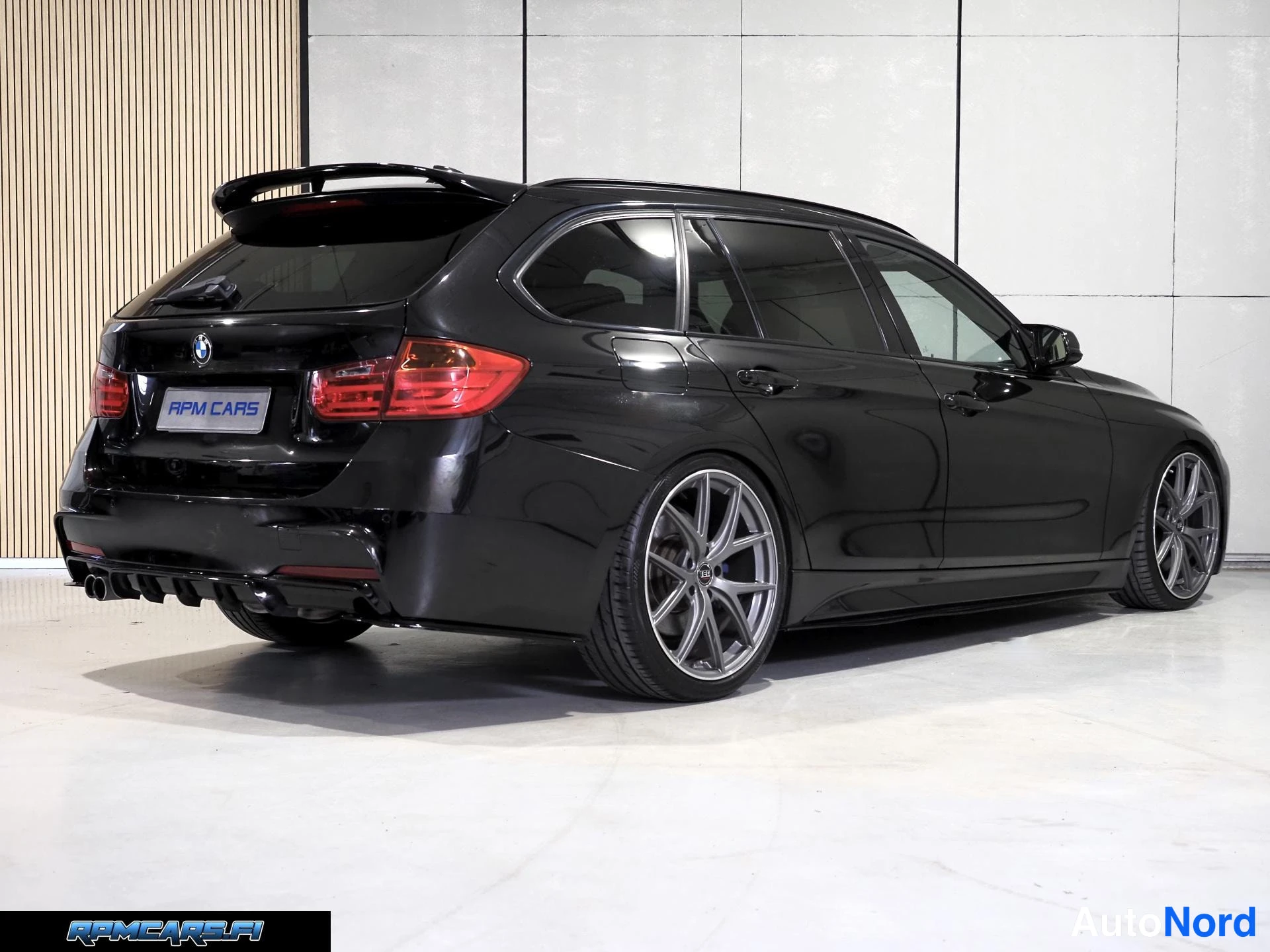 BMW d Sport-A Touring F31 M Sport 2013, ulkokuva 5 – Kerava