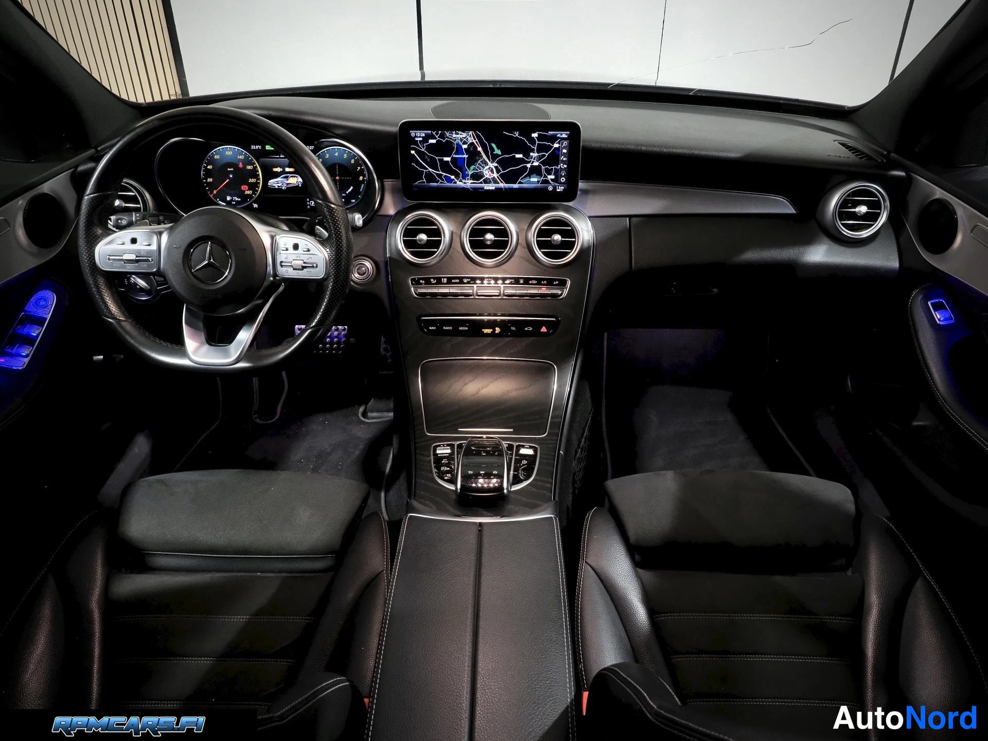 Mercedes-Benz 300e T A EQ Power AMG Line Night 2020, ulkokuva 16 – Kerava