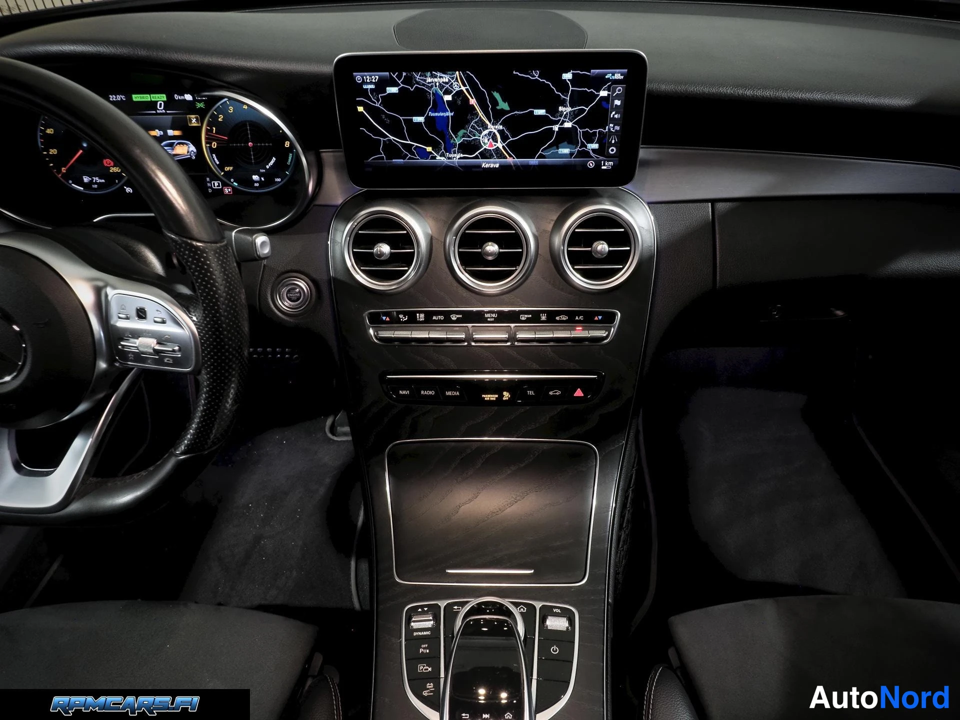 Mercedes-Benz 300e T A EQ Power AMG Line Night 2020, ulkokuva 17 – Kerava