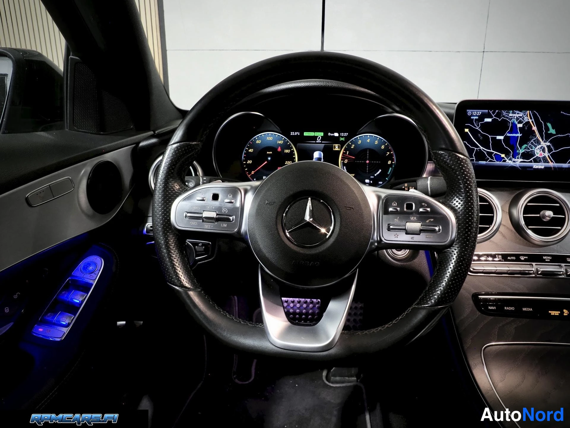 Mercedes-Benz 300e T A EQ Power AMG Line Night 2020, ulkokuva 28 – Kerava