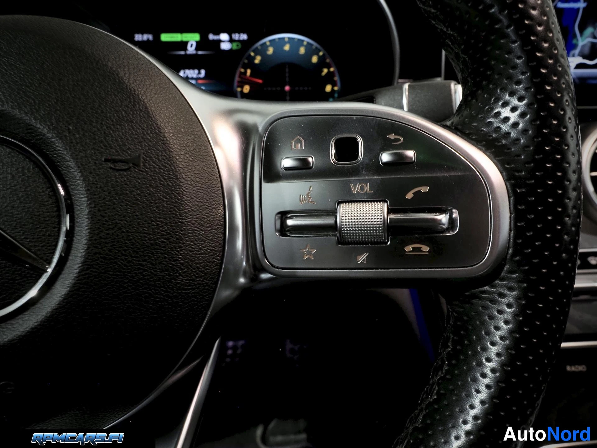 Mercedes-Benz 300e T A EQ Power AMG Line Night 2020, ulkokuva 30 – Kerava