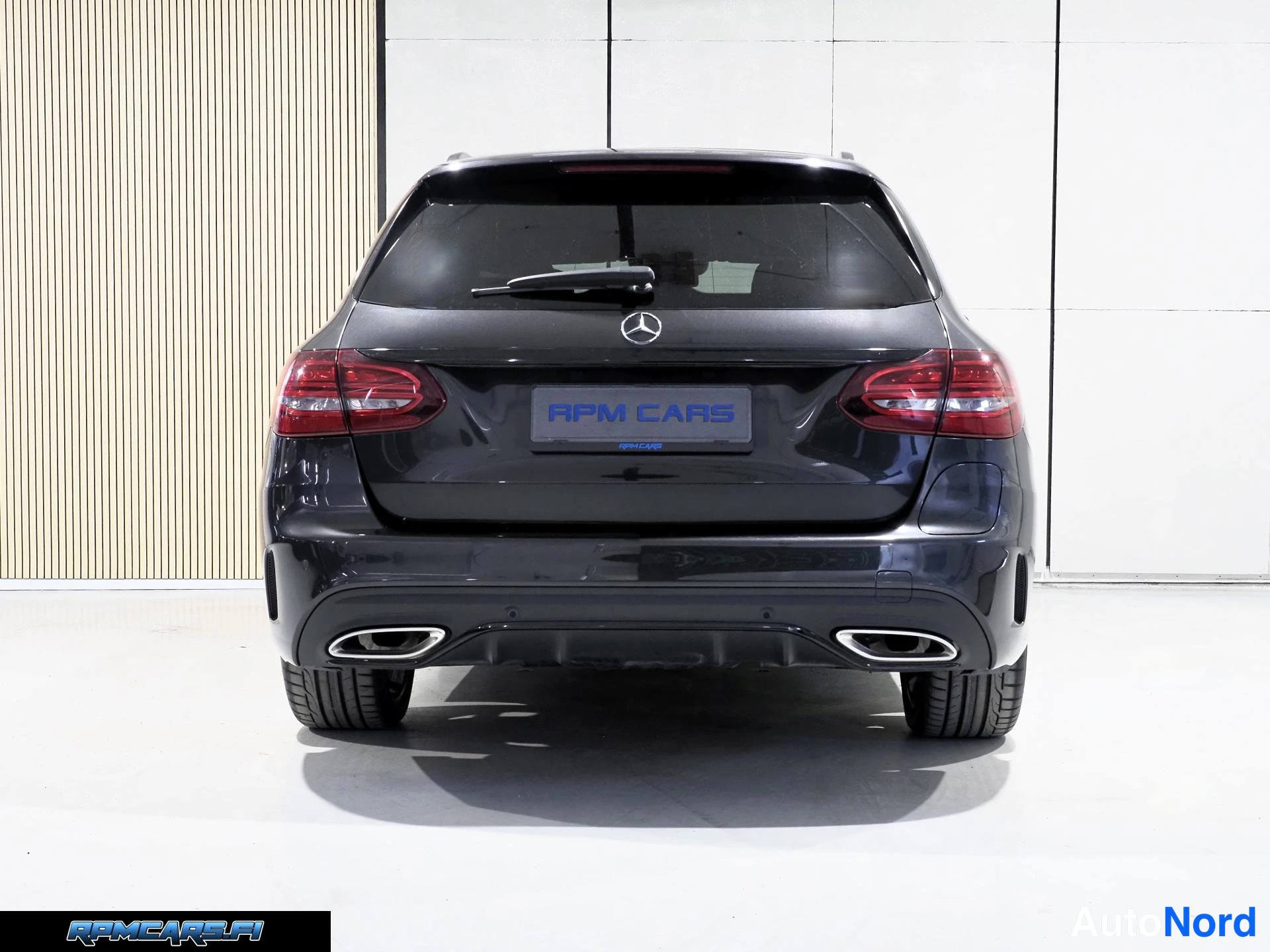 Mercedes-Benz 300e T A EQ Power AMG Line Night 2020, ulkokuva 4 – Kerava