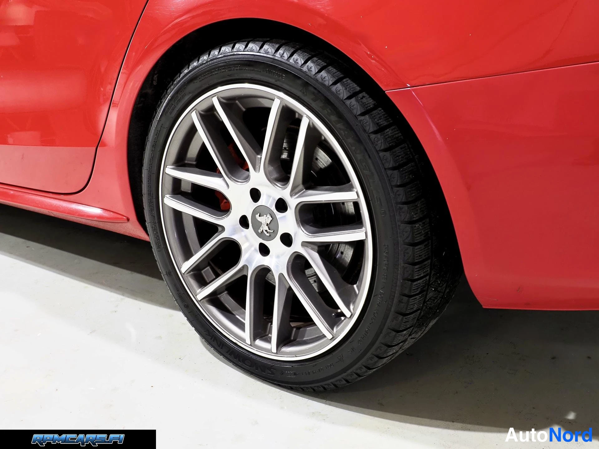 Punainen Audi S4 2009, sivulta, kuva 24