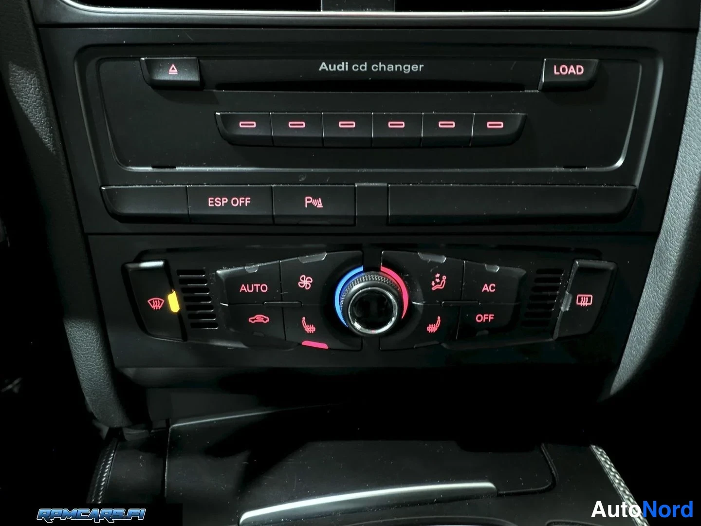Punainen Audi S4 2009, yksityiskohta, kuva 53