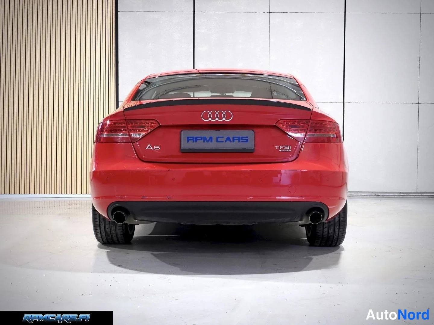 Punainen Audi A5 2011, takaa, kuva 22