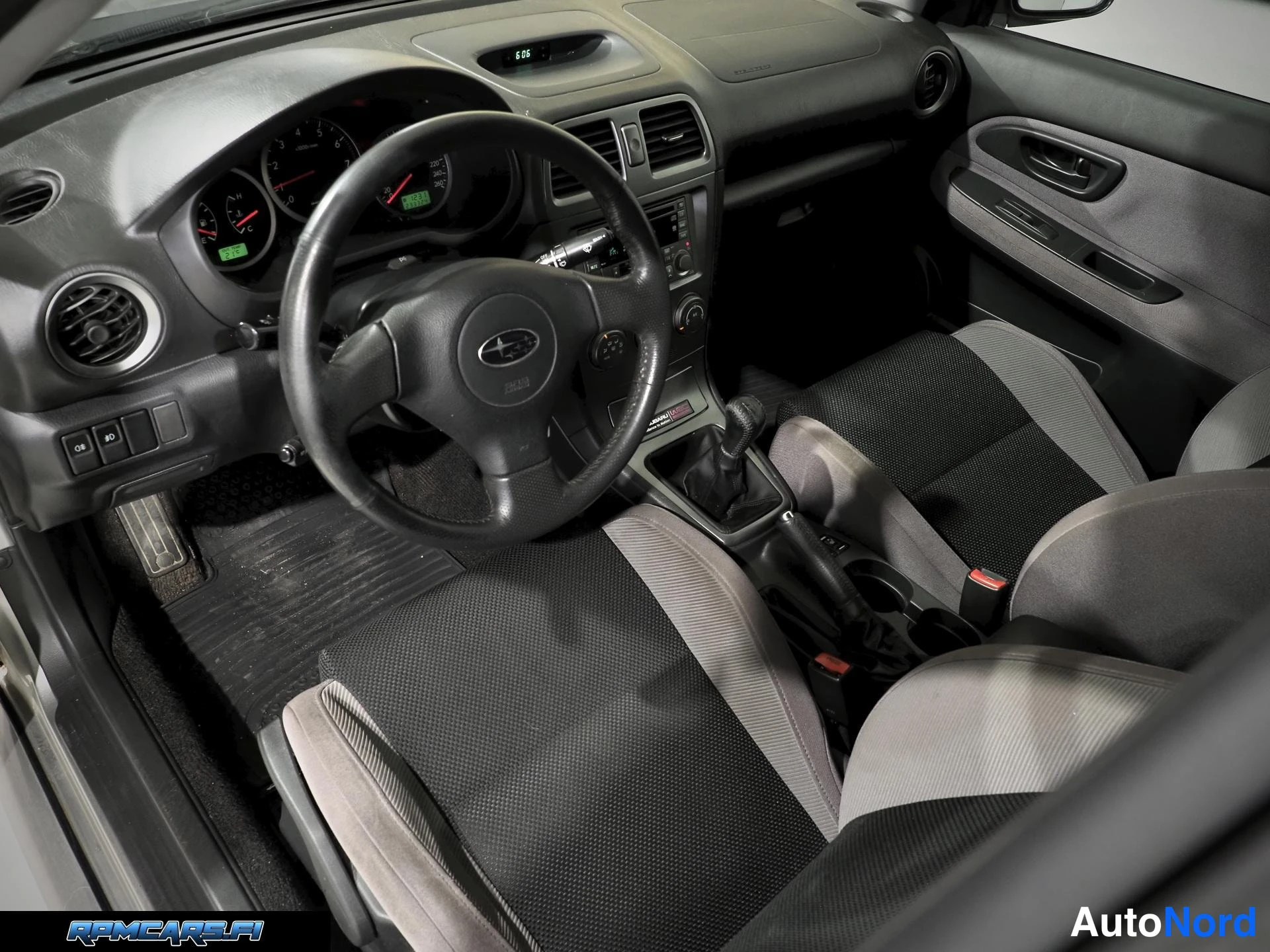 Subaru WRX 2006, ulkokuva 11 – Kerava