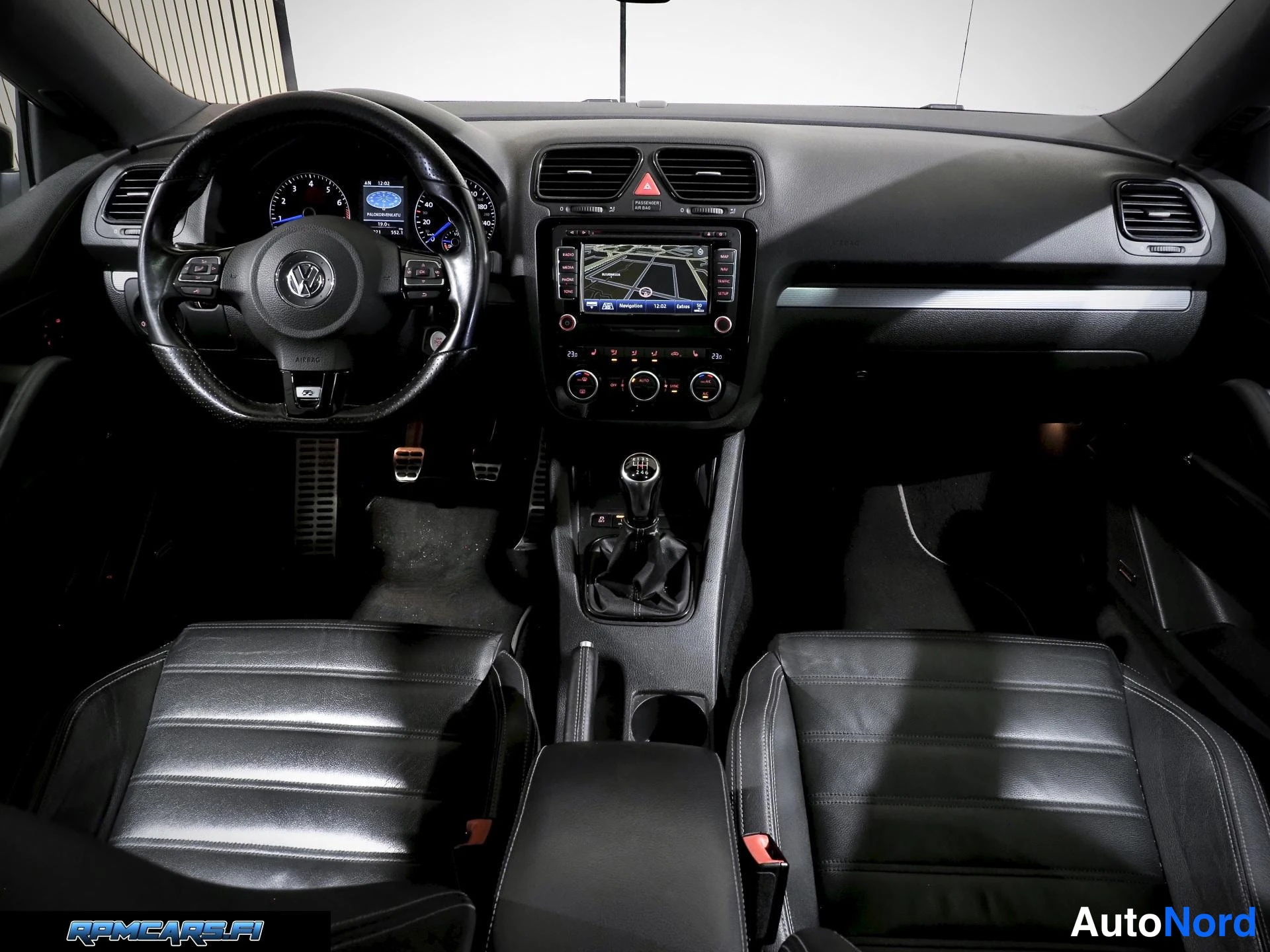 Volkswagen R 2.0 TSI 195kW 2013, ulkokuva 16 – Kerava