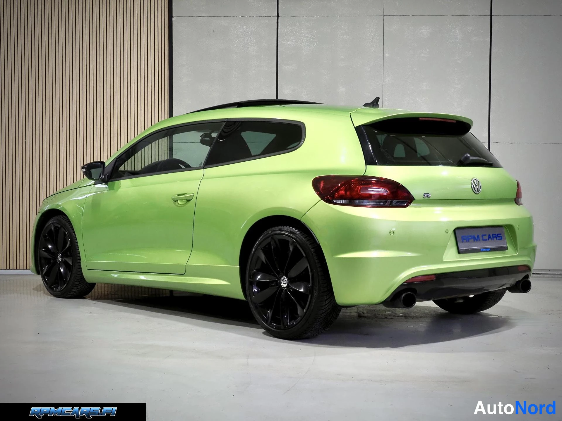 Volkswagen R 2.0 TSI 195kW 2013, ulkokuva 3 – Kerava
