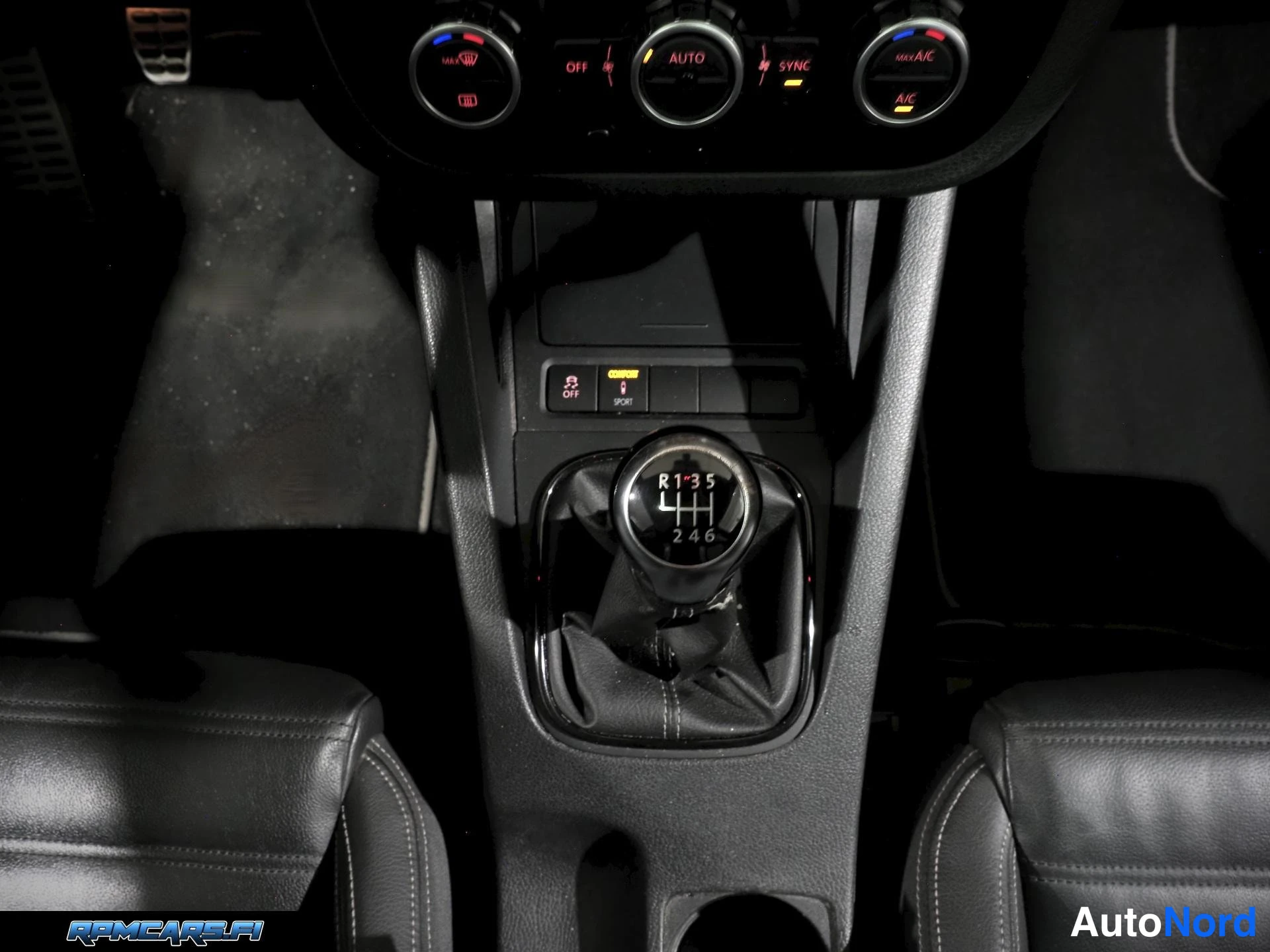 Volkswagen R 2.0 TSI 195kW 2013, ulkokuva 23 – Kerava